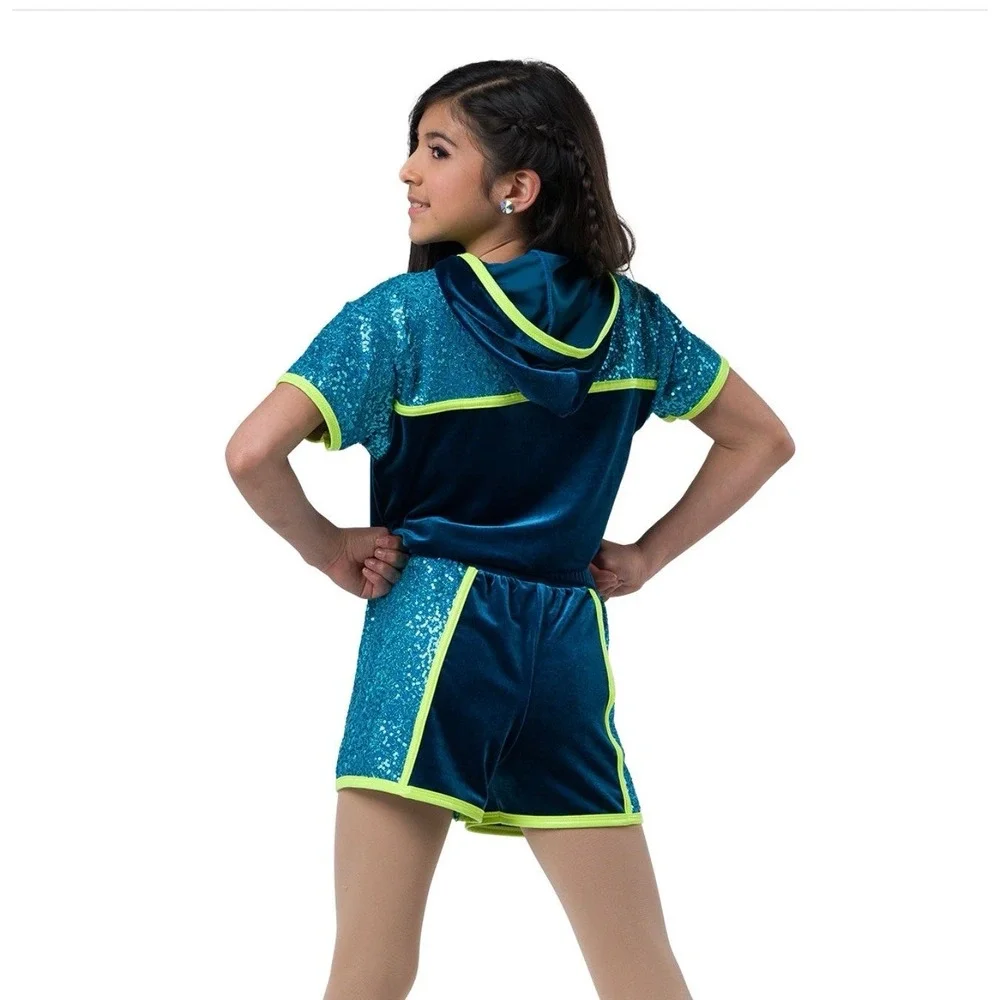 A WISH COME‎ TRUE two piece MA women's dance hip hop it's tricky costume